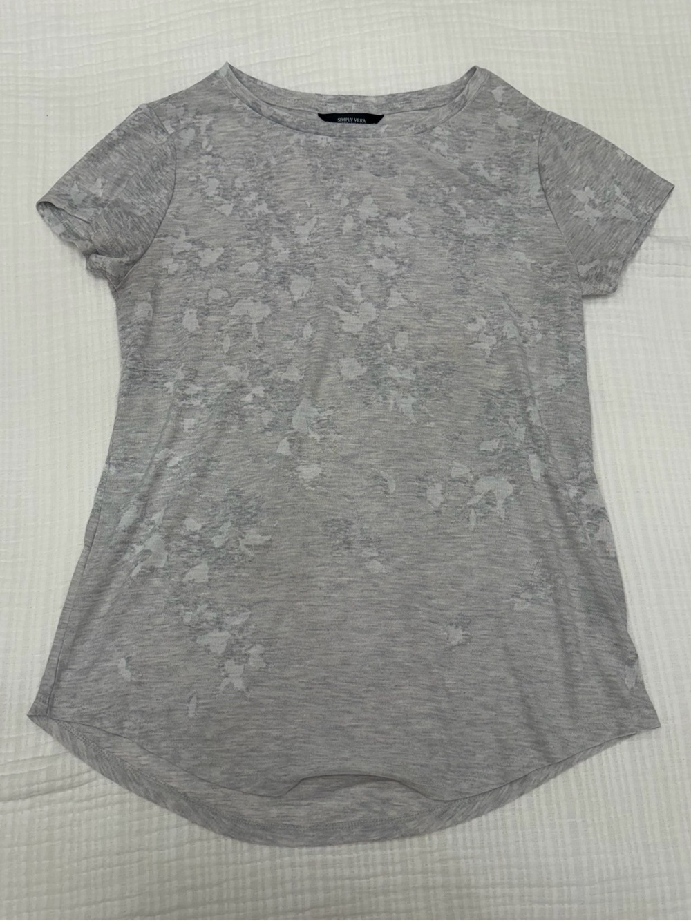 simply vera vera wang gray burnout tunic tee